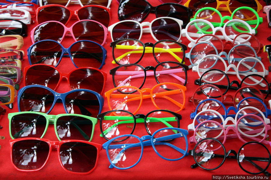 Китайские очки, в которых можно без глаз остаться Бангкок, Таиланд