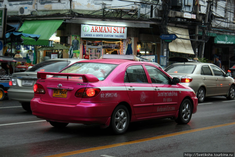 Розовое такси — они почти все такие Бангкок, Таиланд
