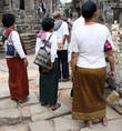 Камбоджийские женщины в саронгах