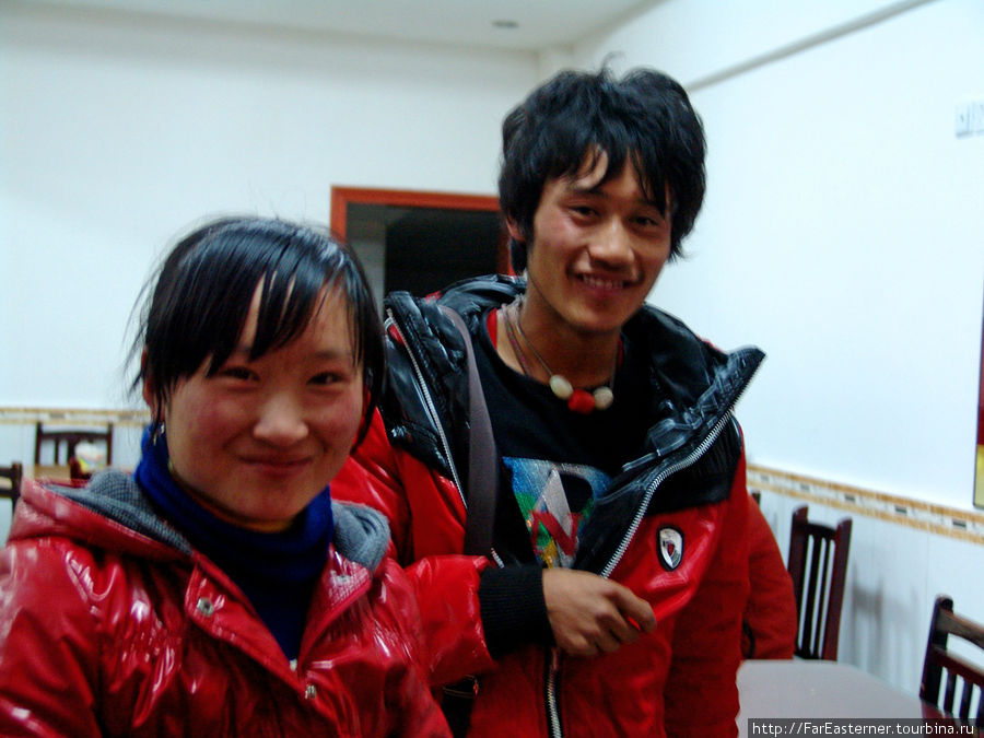 Я в Лхасе! Озеро Ямдрок, Китай Я в Лхасе! Озеро Ямдрок, Китай