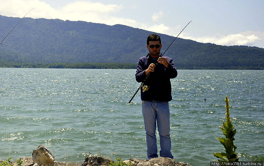Озеро Шаори Ткибули, Грузия