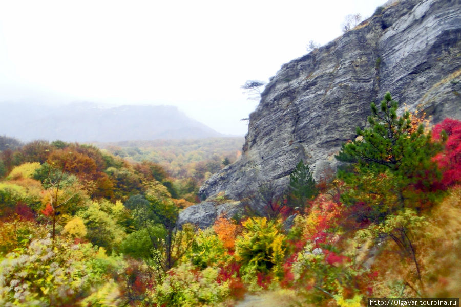 Скалы Южной Демерджи Алушта, Россия Скалы Южной Демерджи Алушта, Россия