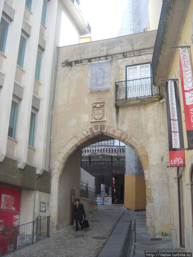 Арка Барбакан / Arco de Barbaca