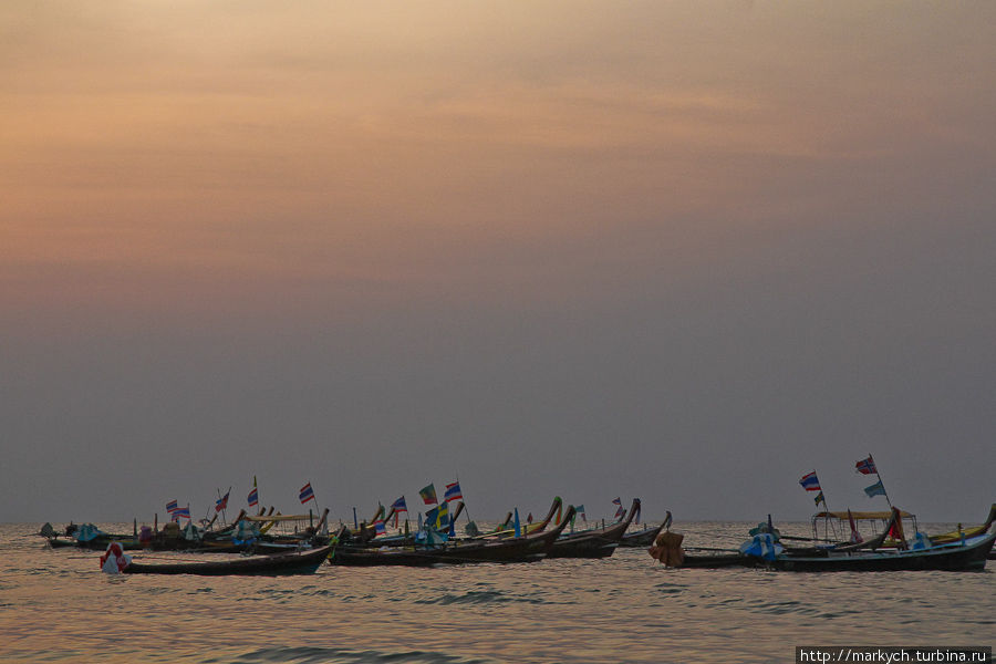 На Самуи через Пхукет Остров Пхукет, Таиланд На Самуи через Пхукет Остров Пхукет, Таиланд