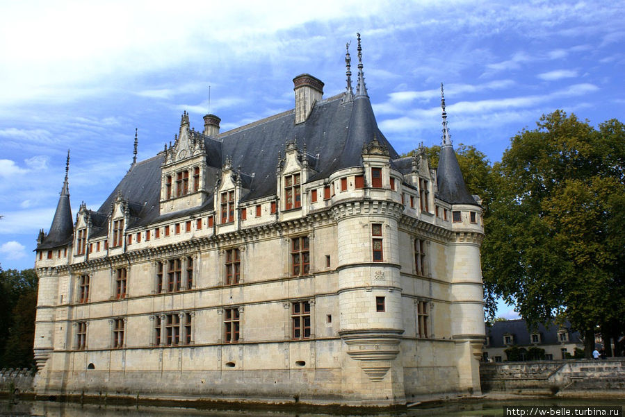Замок Азэ-ле-Ридо / Château de Azay-le-Rideau