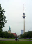 Церковь Св. Девы Марии и Берлинская телебашня