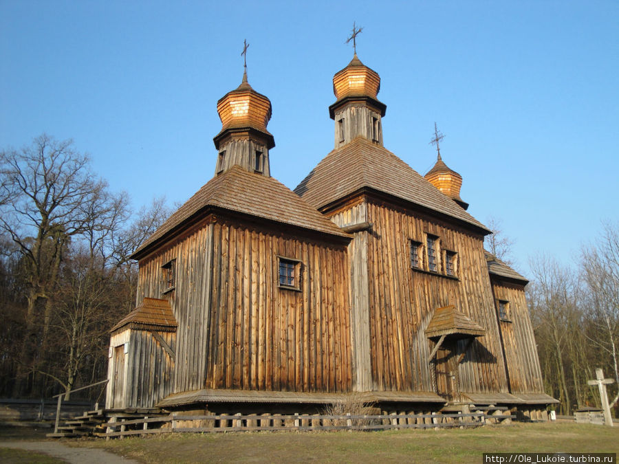 Музей народной архитектуры и быта Украины в Пирогово Киев, Украина