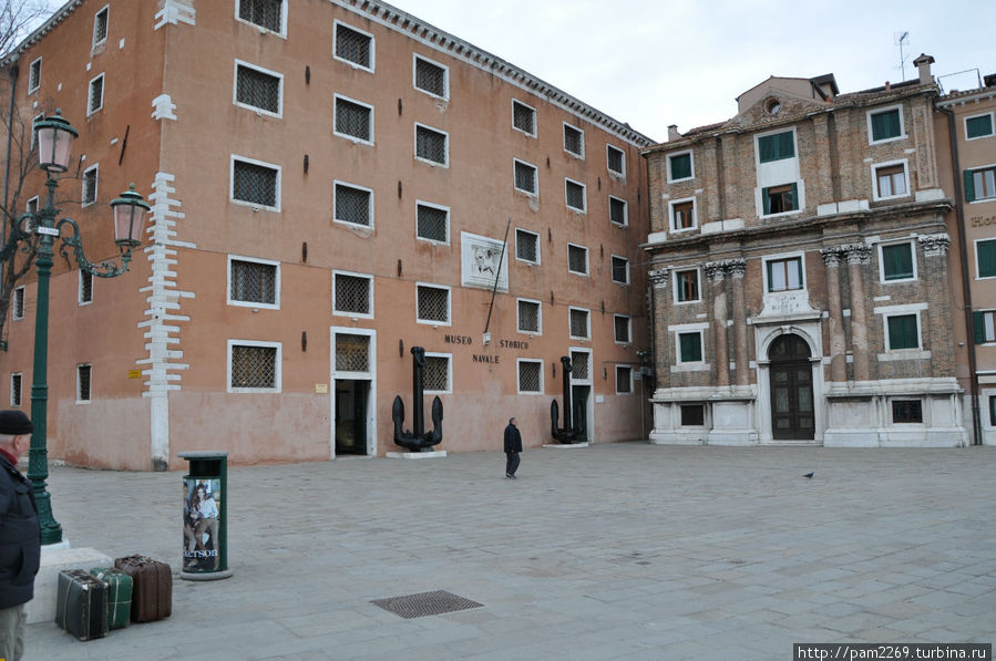 Здание музея Венеция, Италия