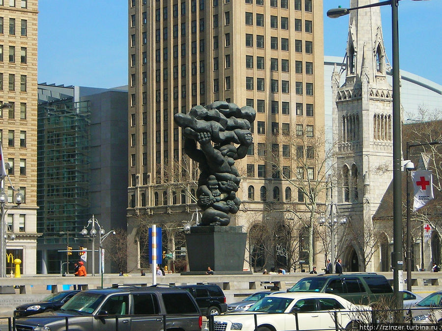 Простите, но мне эта скульптура напоминает кусок г... Авангардизм, другим словом. Филадельфия, CША