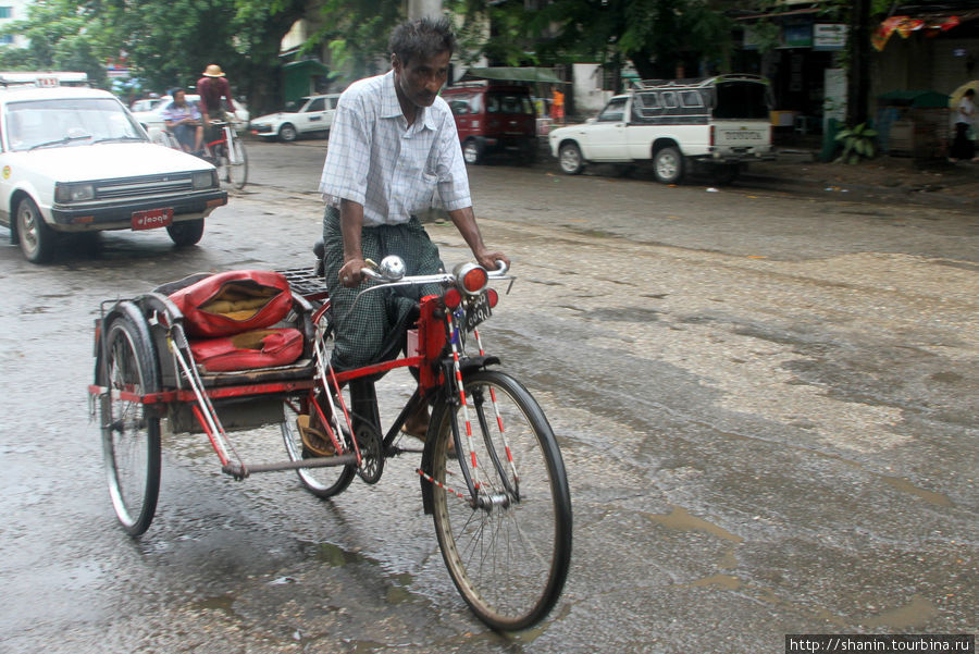 Велорикша в Янгоне Янгон, Мьянма