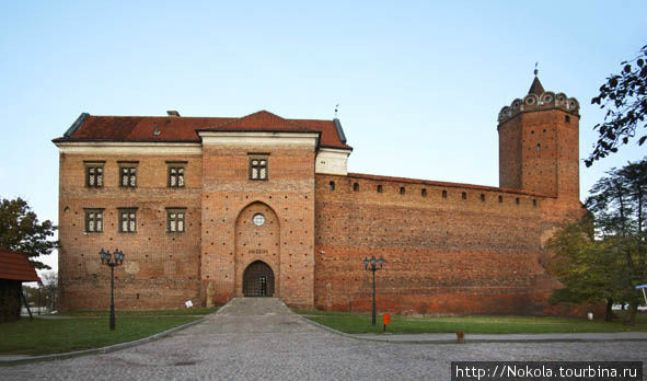 Королевский замок Ленчица, Польша