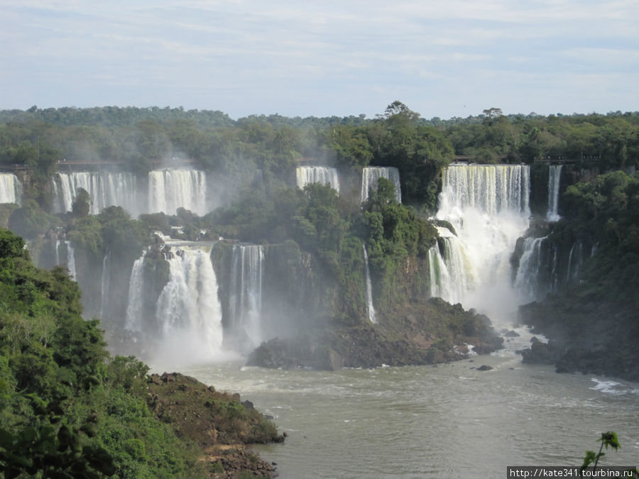 Водопады, птицы и гидроэлектростанция! Фос-ду-Игуасу, Бразилия