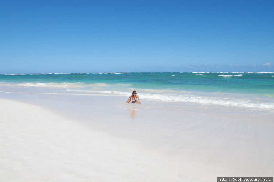 Доминикана. Пляж,океан на побережье Punta-Cana.
