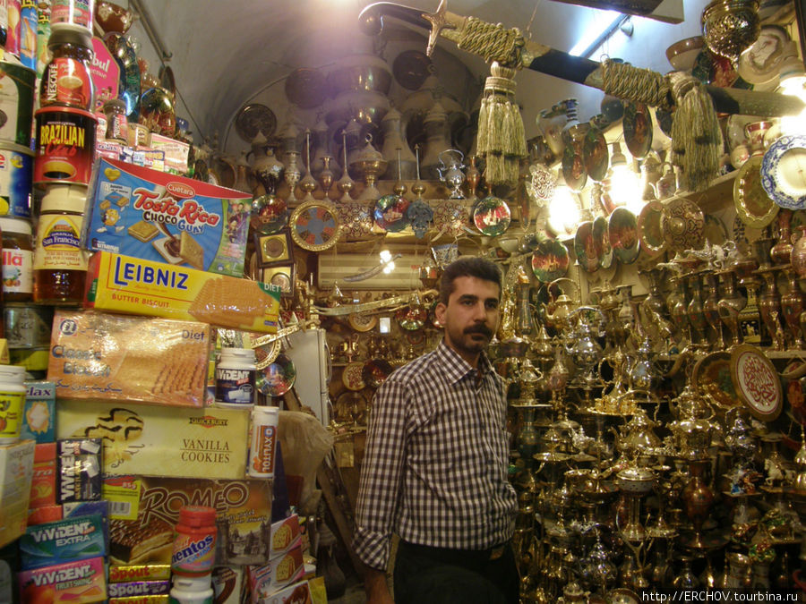 Сувенирная лавка в Наджафе.