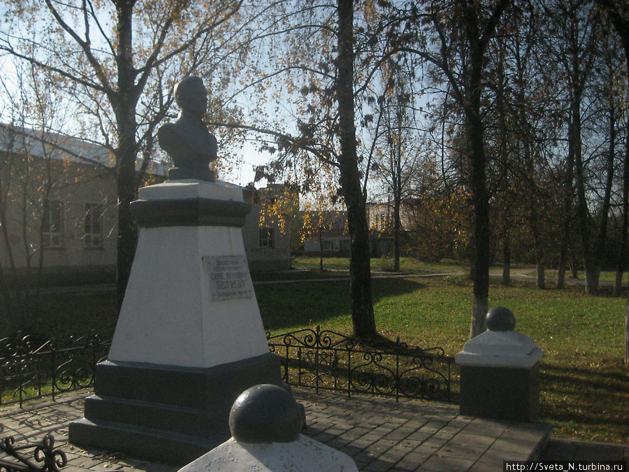 Памятник герою Отечественной войны 1812 г. Савве Беляеву Малоярославец, Россия