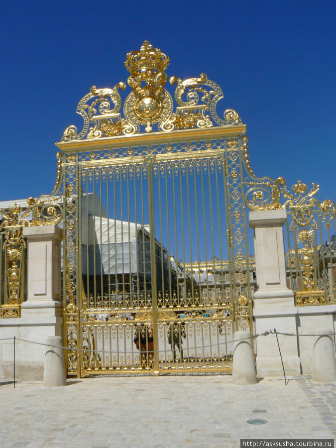Золотые ворота дворца Париж, Франция