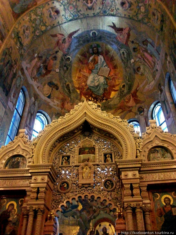 Мозаика Христос во славе по оригиналу Н.Харламова. Санкт-Петербург, Россия
