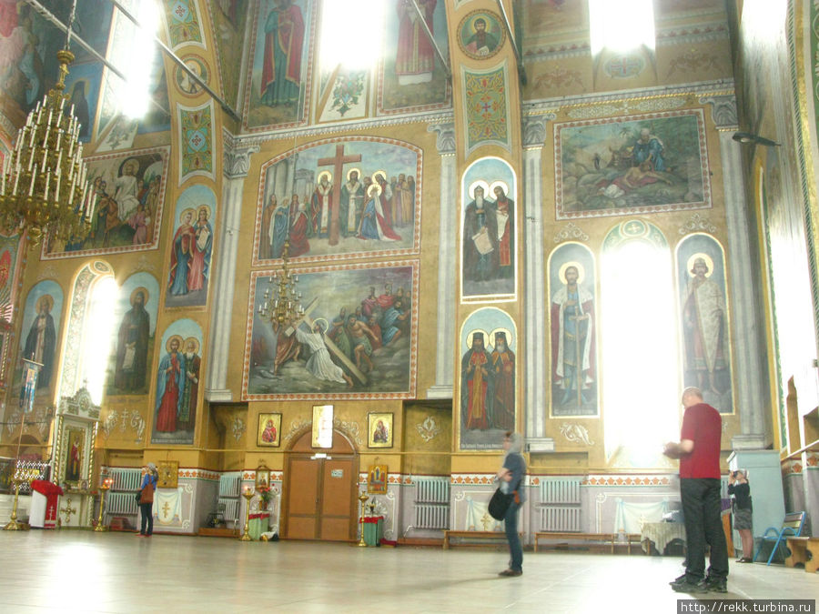 Церковь может вместить три тысячи человек Вичуга, Россия