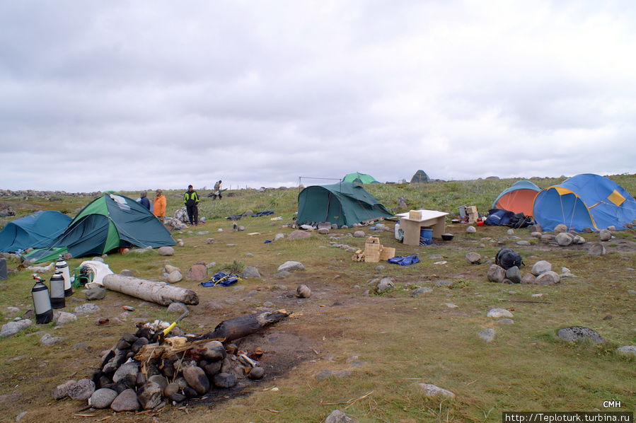 Палаточный лагерь разрушен Териберка, Россия