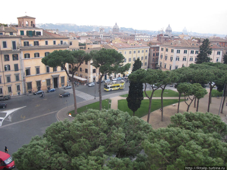 Вид с Капитолия Рим, Италия Вид с Капитолия Рим, Италия