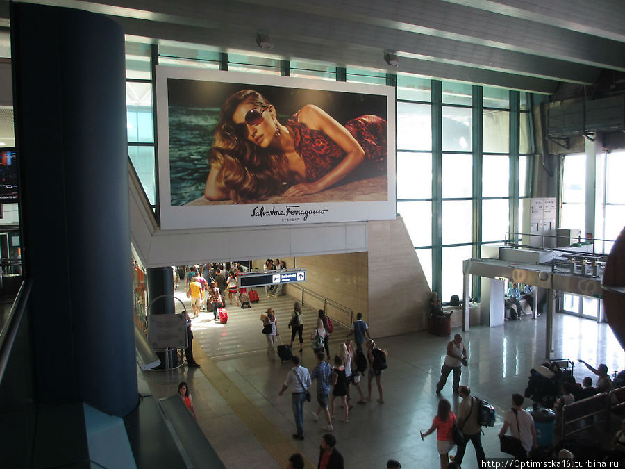 Аэропорт Леонардо да Винчи Рим, Италия