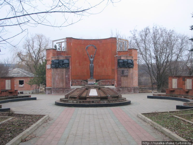 Памятник Воинам Великой Отечественной Войны Чалтырь, Россия