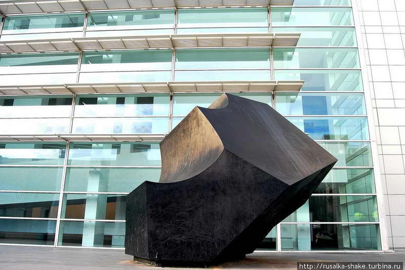 Музей современного искусства Барселона, Испания