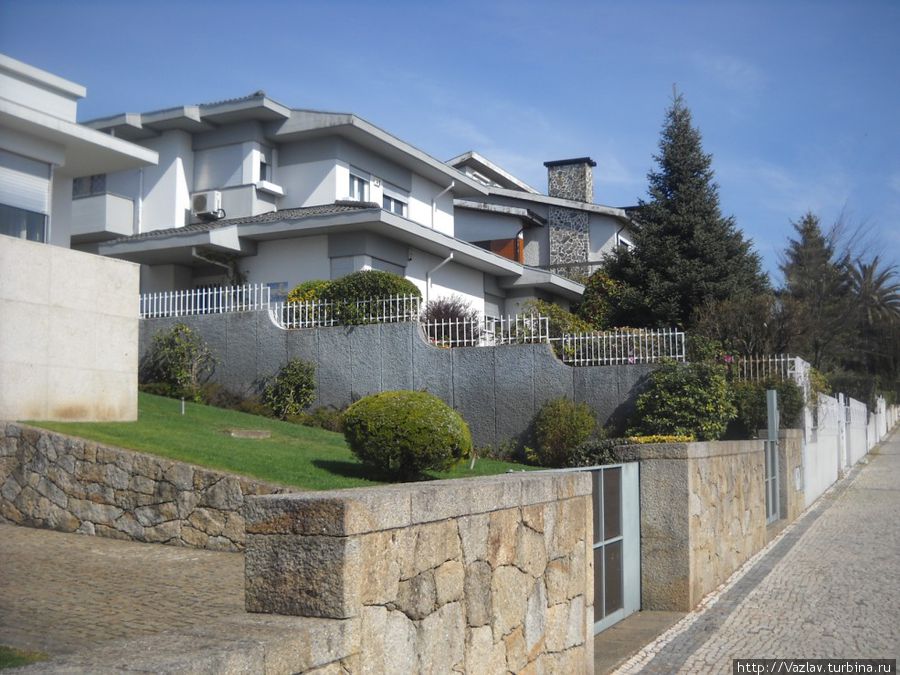 В районе вилл В районе вилл