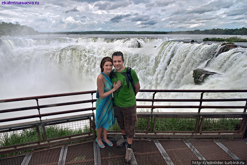 Мы на смотровой площадке над водопадом Аргентина