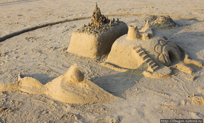 Песочные замки Варкала, Индия