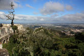 Португалия. Синтра
Вид на Крепость Мавров с террасы Дворца Пена