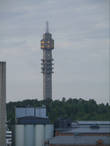 Телевизионная башня Кэкнэс видна из многих точек города