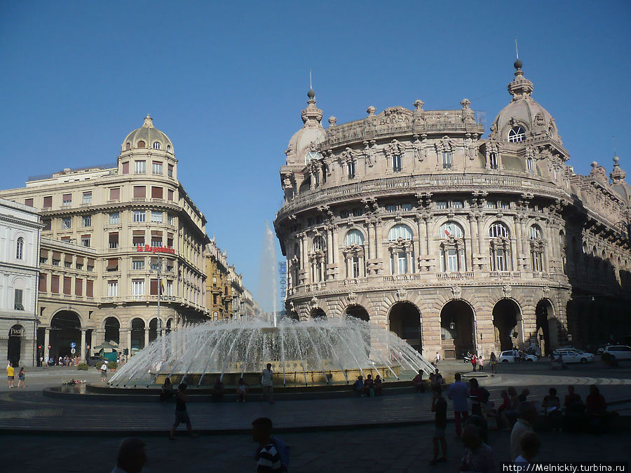 Прогулка по улочкам и площадям Генуи Генуя, Италия Прогулка по улочкам и площадям Генуи Генуя, Италия