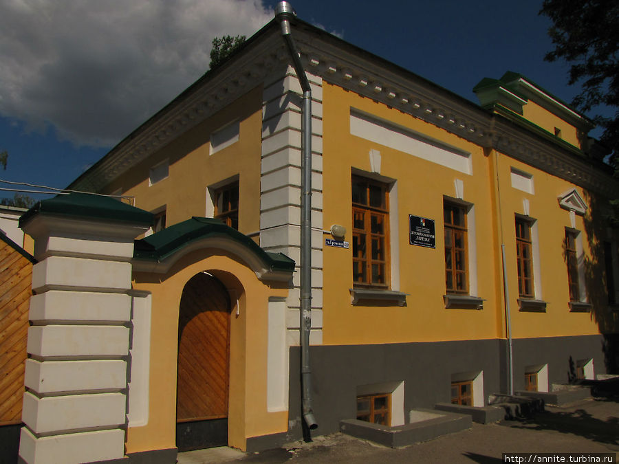 Царские апартаменты — детский санаторий Берёзка — ул. Греческая, 40. Таганрог, Россия Царские апартаменты — детский санаторий Берёзка — ул. Греческая, 40. Таганрог, Россия