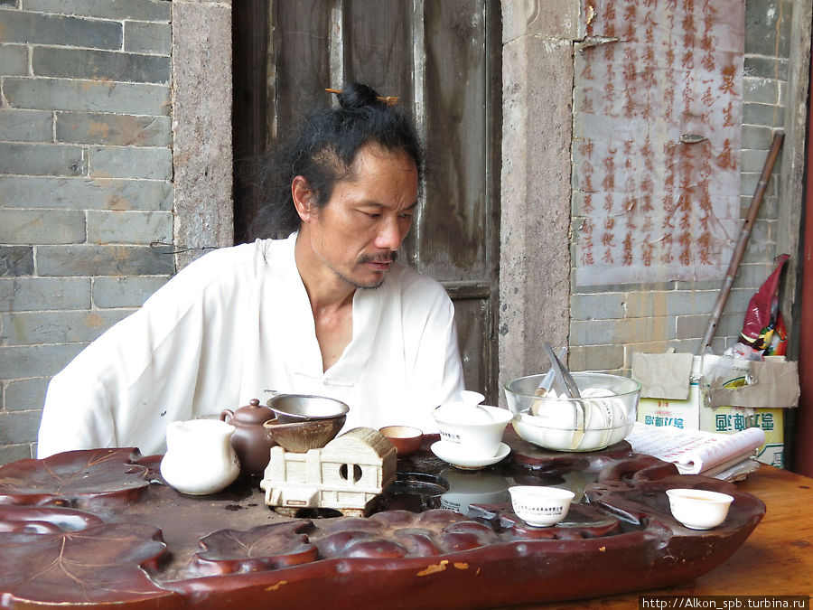 Испить чай с монахом Уишань, Китай