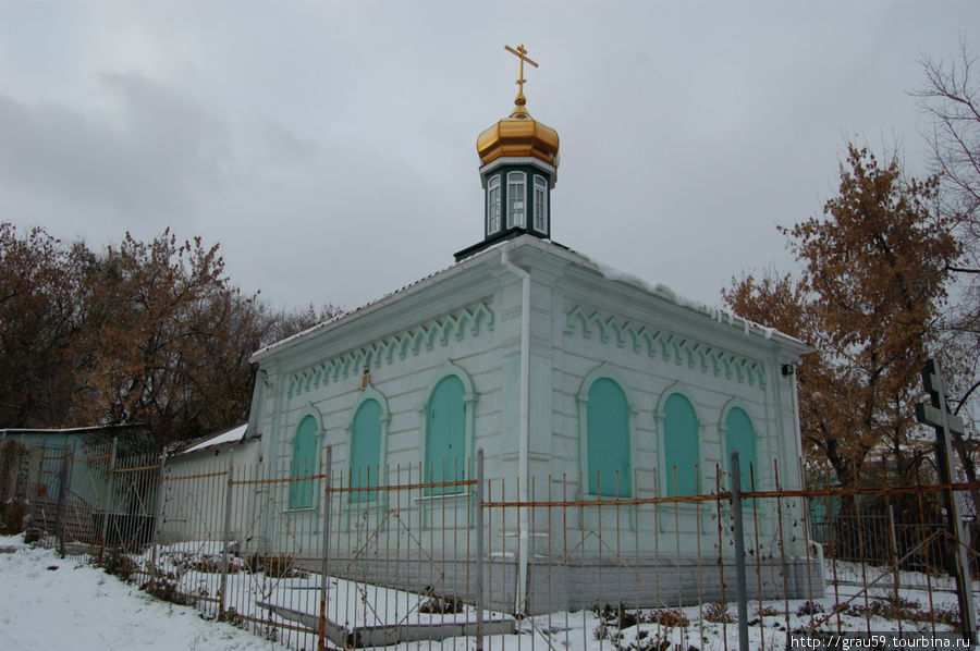 Старообрядческое кладбище зимой Саратов, Россия