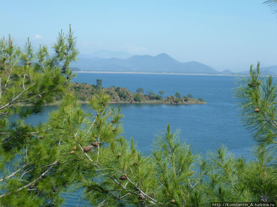 озеро Кёйджегиз25 Кёйджегиз, Турция