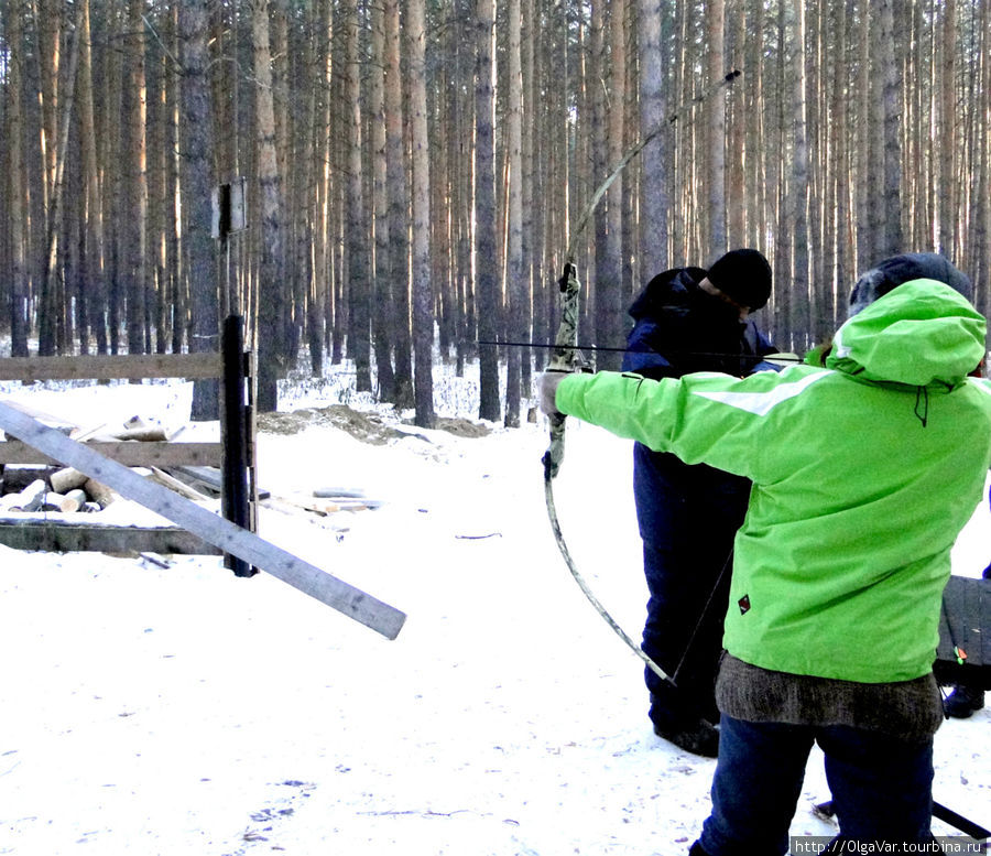 А в конце экскурсии по центру желающие могут позабавиться стрельбой из лука Сысерть, Россия