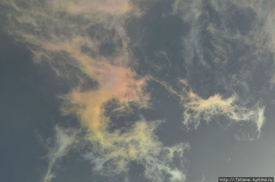 радужные облака Этны в конце рабочего дня парня по имени Солнце. а какой был закат... мамадарагая... Катания, Италия