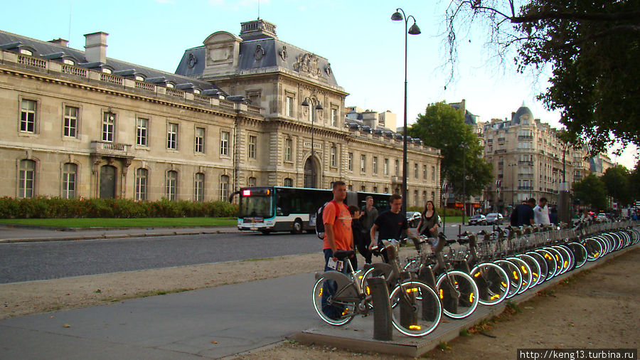 Прогулка от площади Трокадеро до Дома инвалидов Париж, Франция