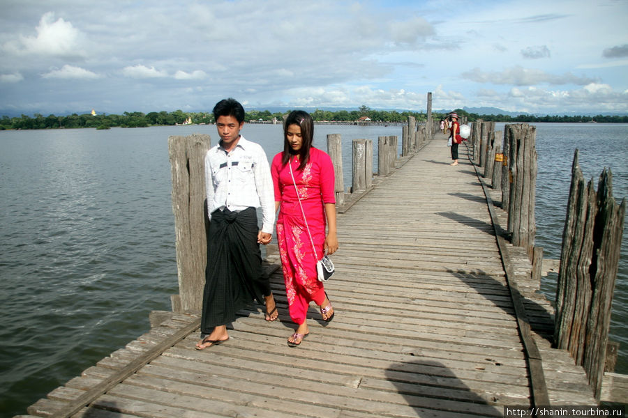 Знаменитый мост У Бейн Амарапура, Мьянма