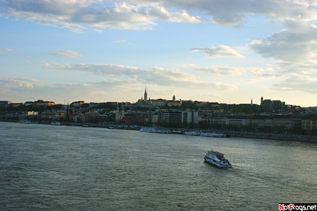 И корабль плывёт... Будапешт, Венгрия
