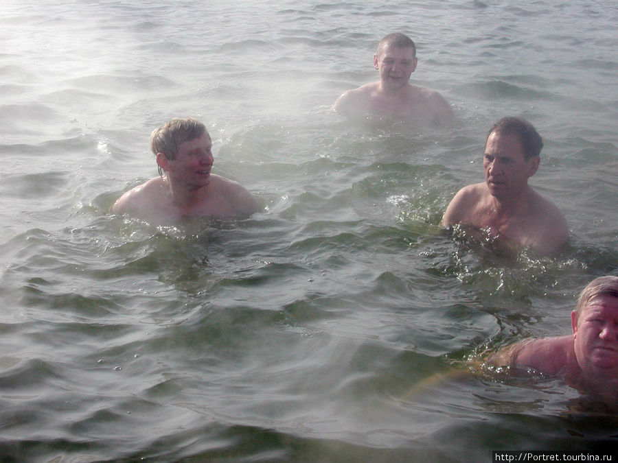 Берегово: кто на лыжи, а мы —  купаться Берегово, Украина