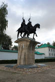 вид со двора на Борисоглебский мужской монастырь