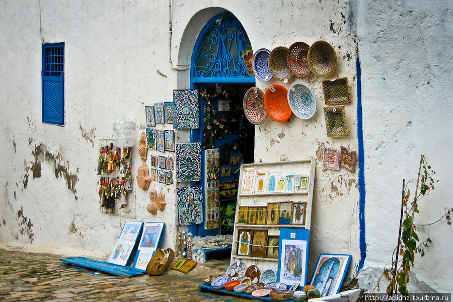 Бело-голубой город Туниса Сиди-Бу-Саид, Тунис