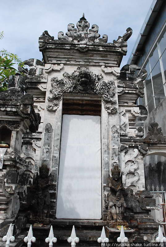 Остров тысяч храмов Бали, Индонезия