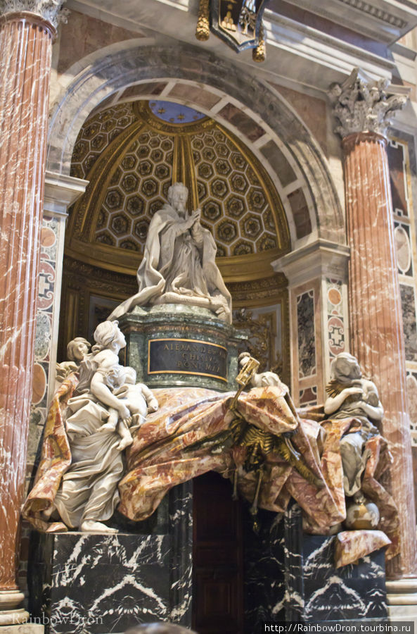 Еще один саркофаг. Ватикан (столица), Ватикан