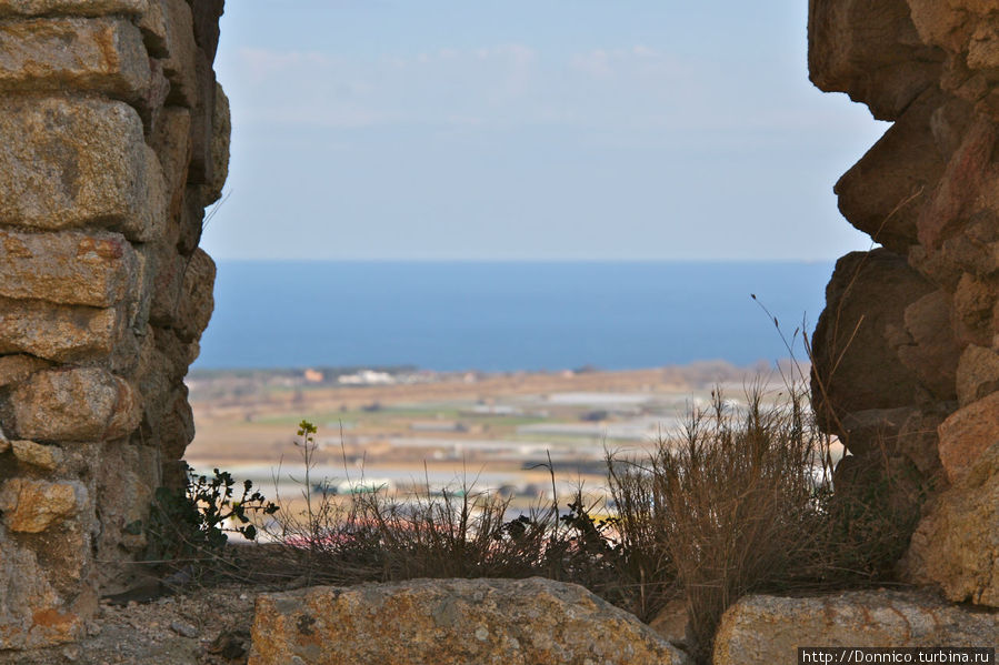 Сижу высоко - смотрю далеко (на развалинах замка Палафольс) Палафольс, Испания