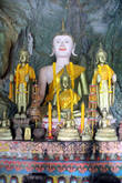 Алтарь с Буддами
