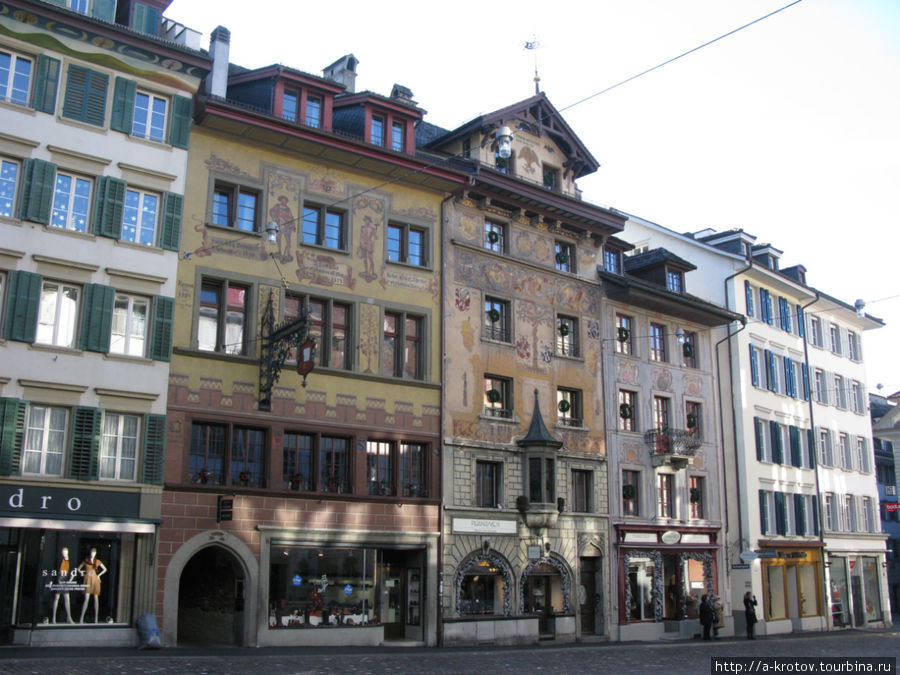 некоторые дома 12-15 века Люцерн, Швейцария